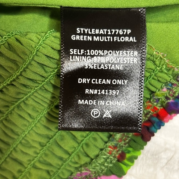 ASTR The Label Green Multi-Floral Corset Crop Top SZ Med - Picture 6 of 7